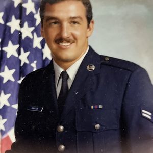 Meet your Posher, Troy